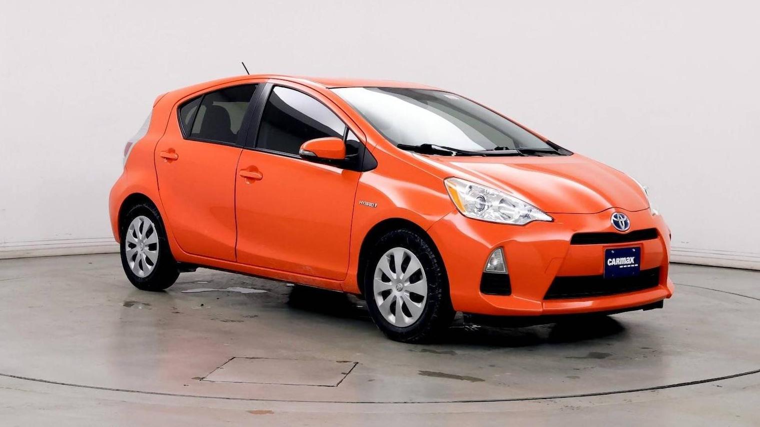 TOYOTA PRIUS C 2014 JTDKDTB37E1084633 image